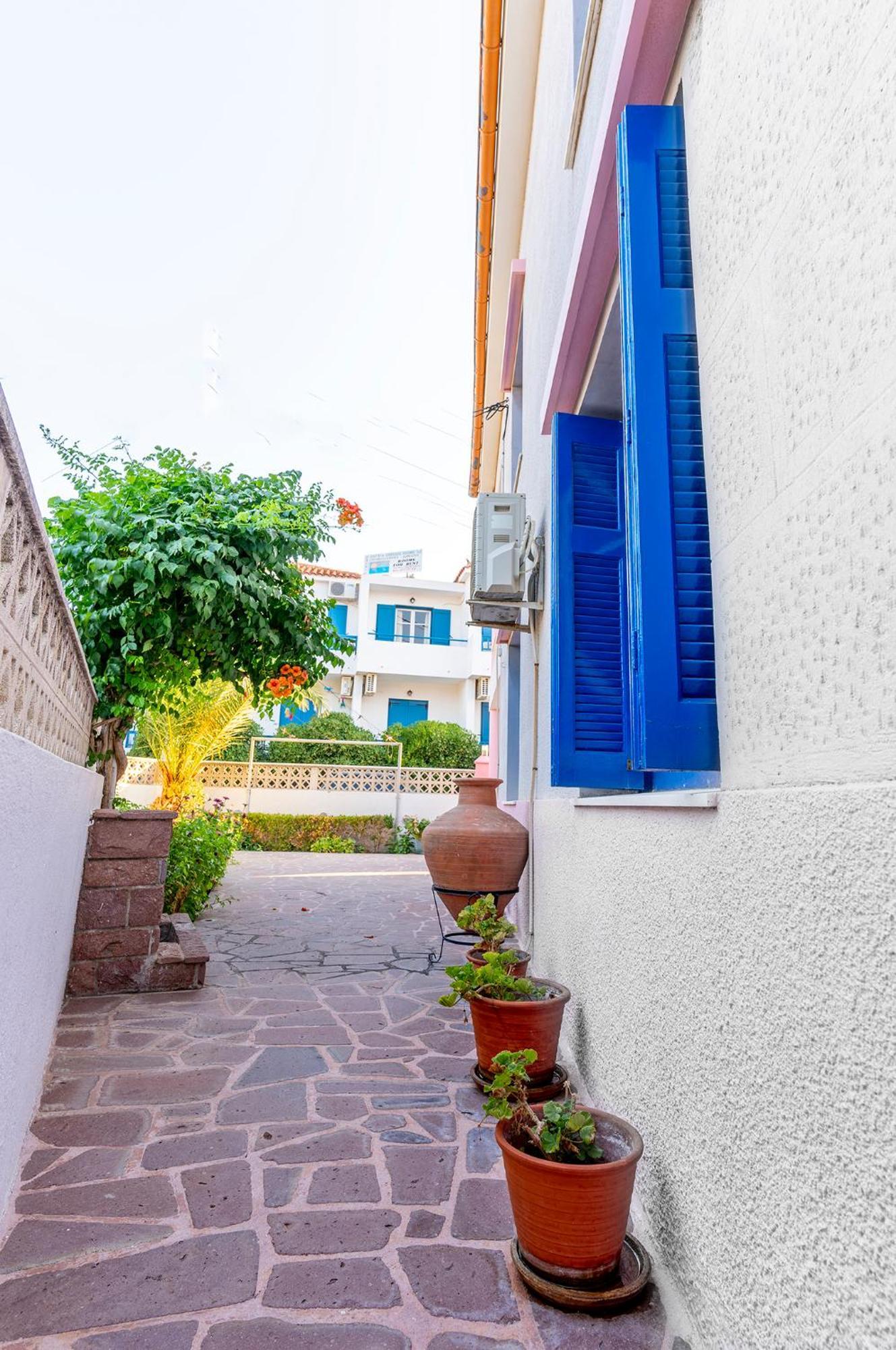 La Skala Eressos Holiday Apartments エクステリア 写真